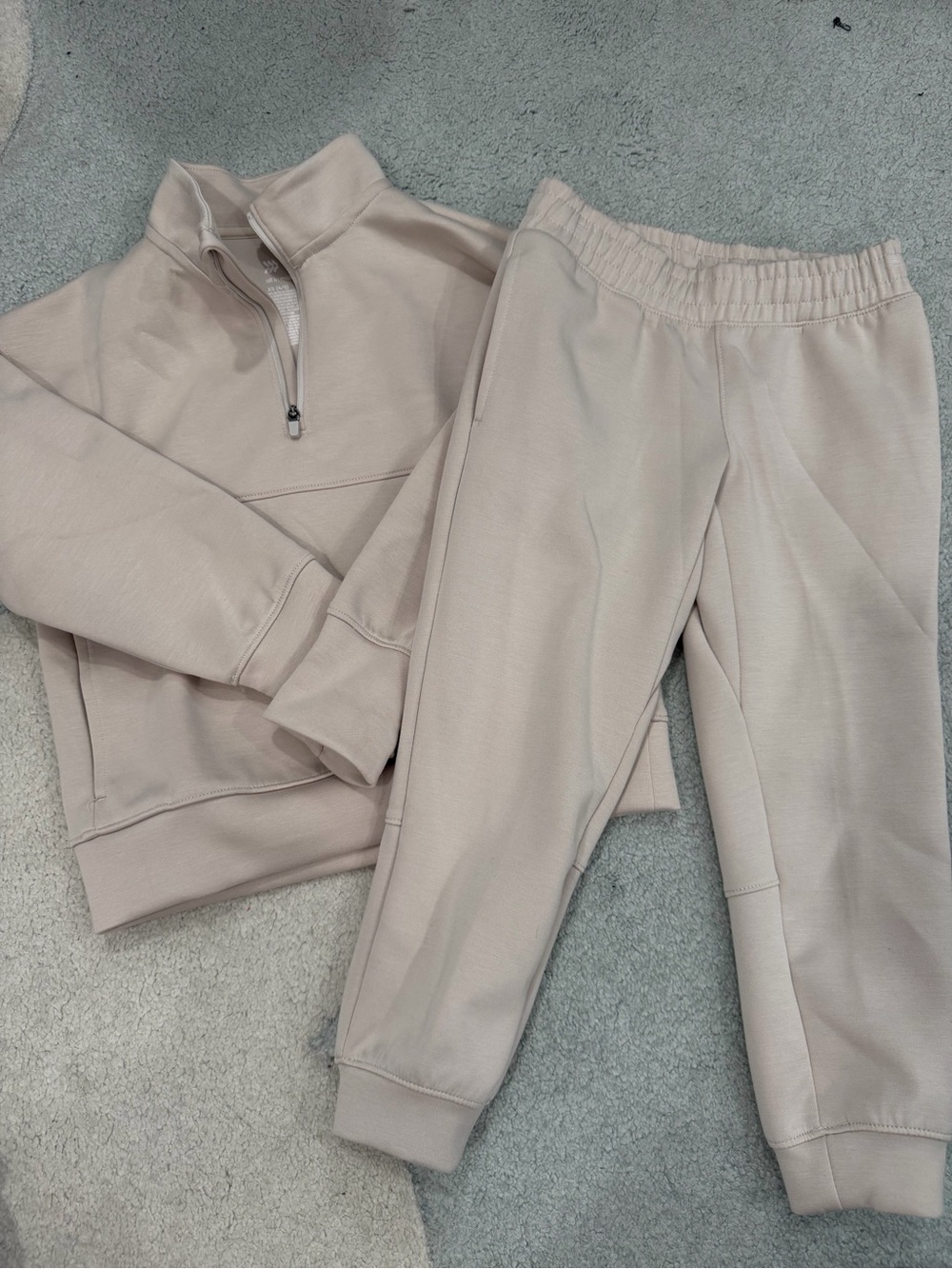 Target All In Motion Boys XS Beige Jogger Set